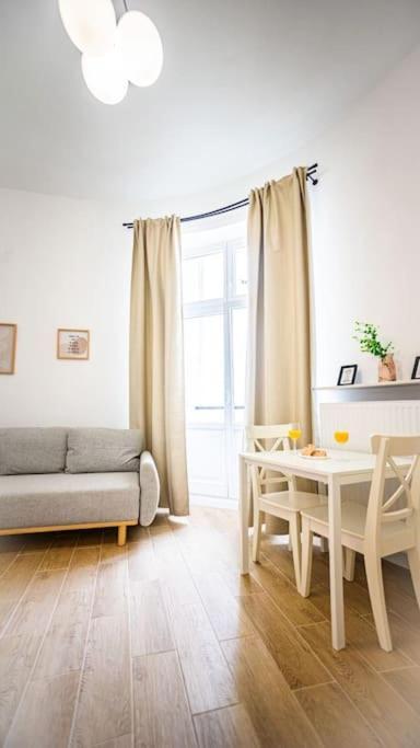 Lovely Apartment In Varsovia Exterior foto